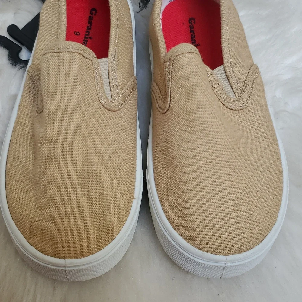 NWT Garanimals Casual Tan Slip-On Boys Kids Shoes Size 9